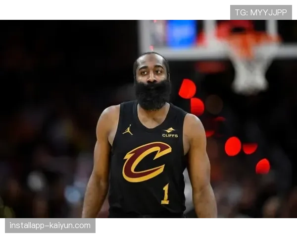 哈登积极推动詹姆斯下赛季重返骑士，盼一起夺冠